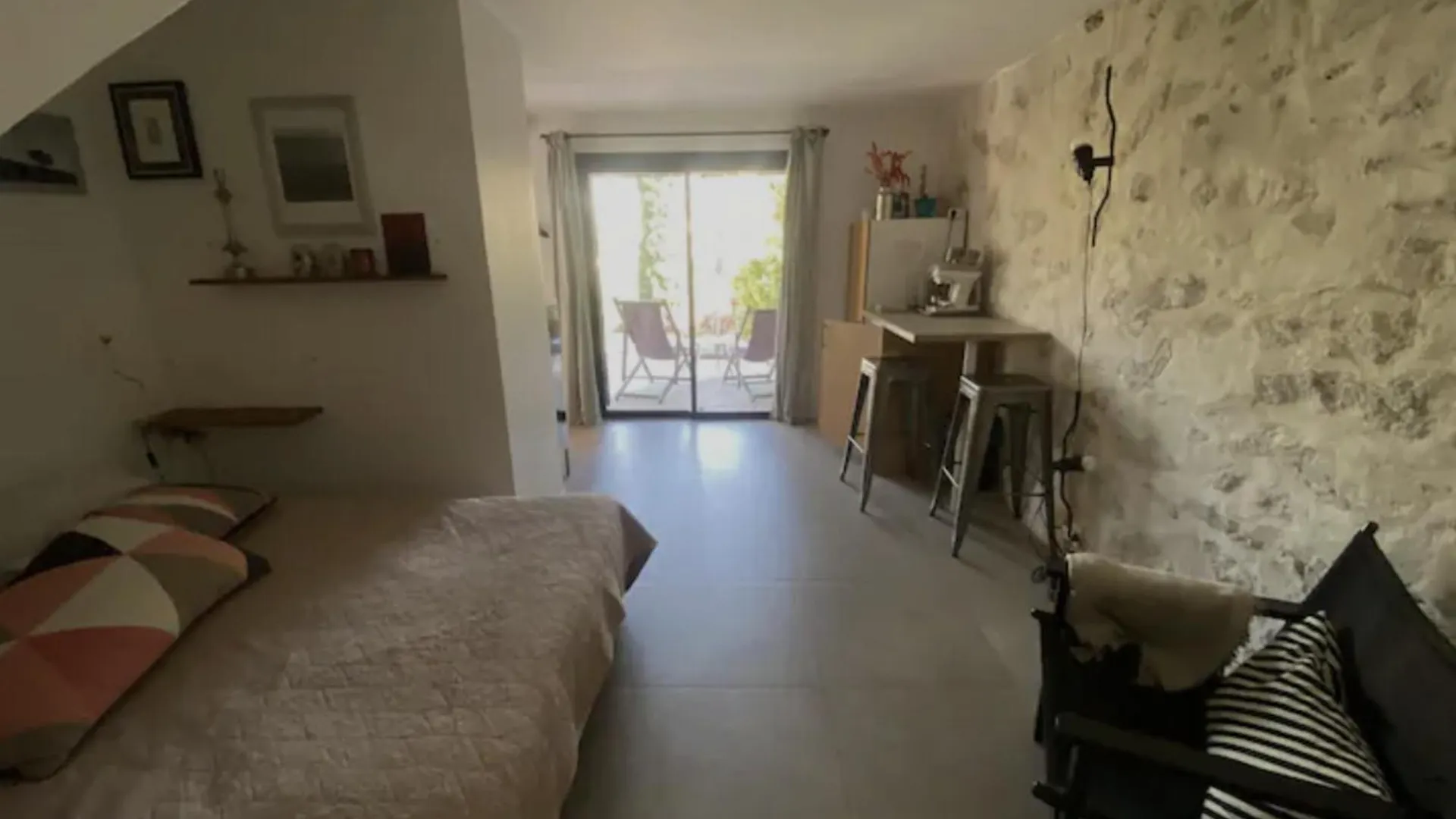Homestay Charmant Studio Avec Terrasse, Proche Plage Et Ville Marseille